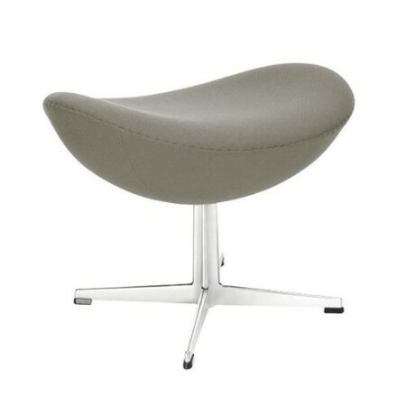 Eggchair Fusshocker, Kaschmirbezug, Entwurf Arne Jacobsen 1956